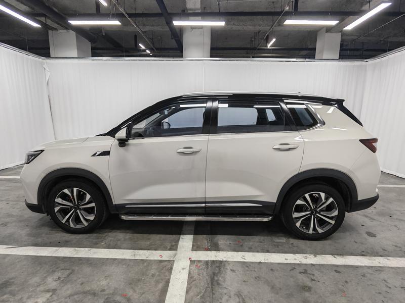 Wuling Asta, 2022 — фото 4 из 12