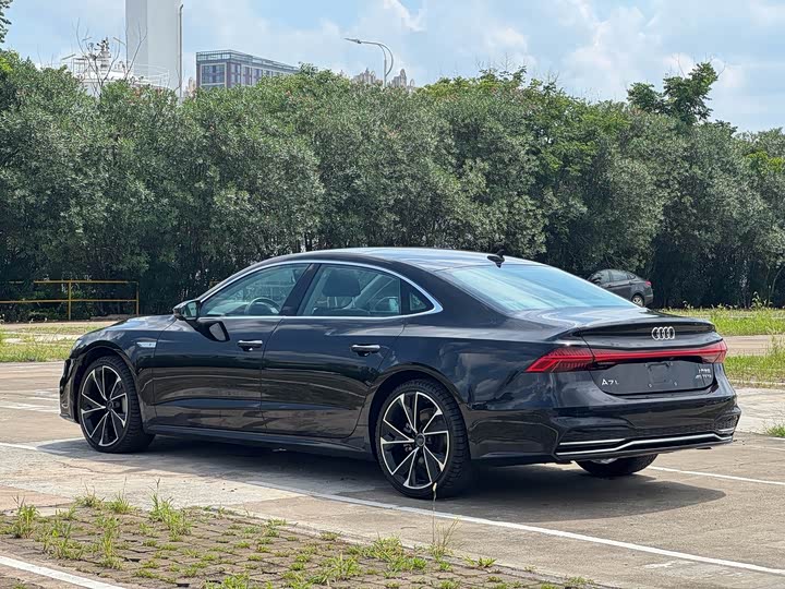 Audi A7L, 2024 — фото 8 из 9