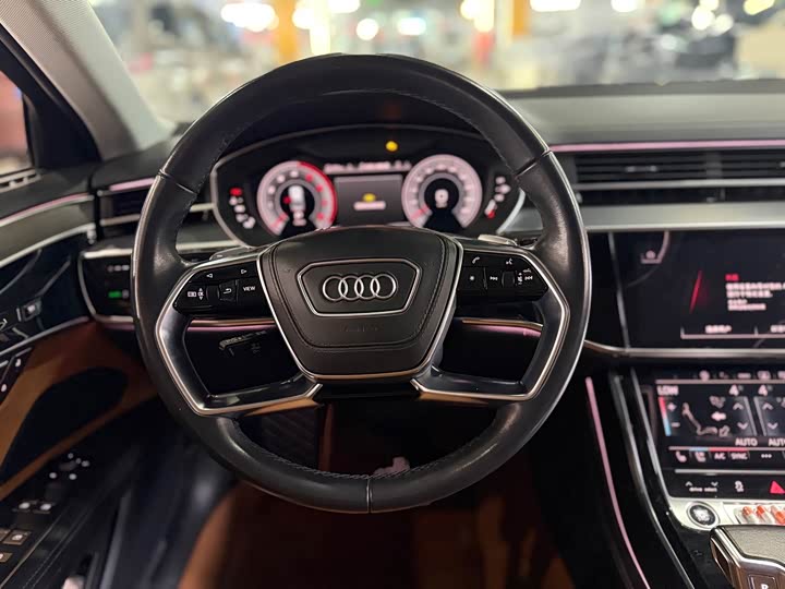 Audi A8, 2023 — фото 5 из 9