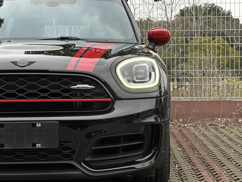 Mini Countryman JCW, 2021 — фото 7 из 12