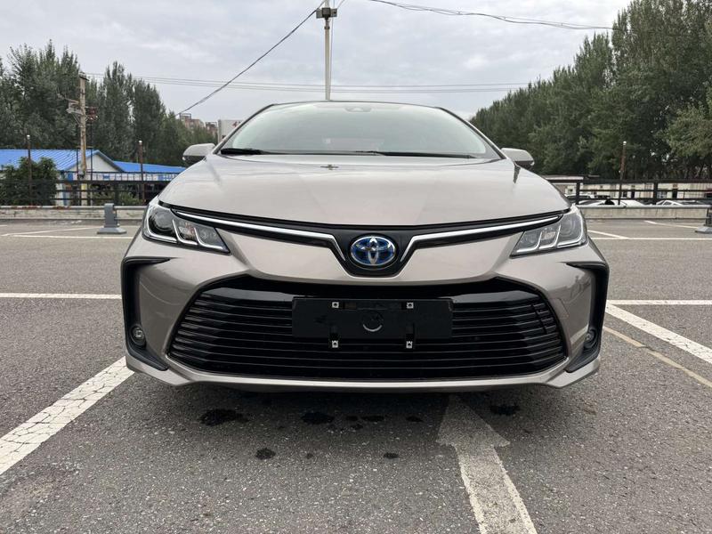 Toyota Corolla, 2022 — фото 2 из 11