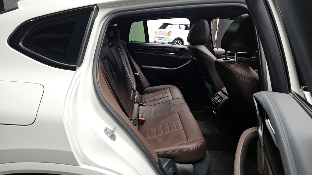 BMW X4, 2025 — фото 10 из 12