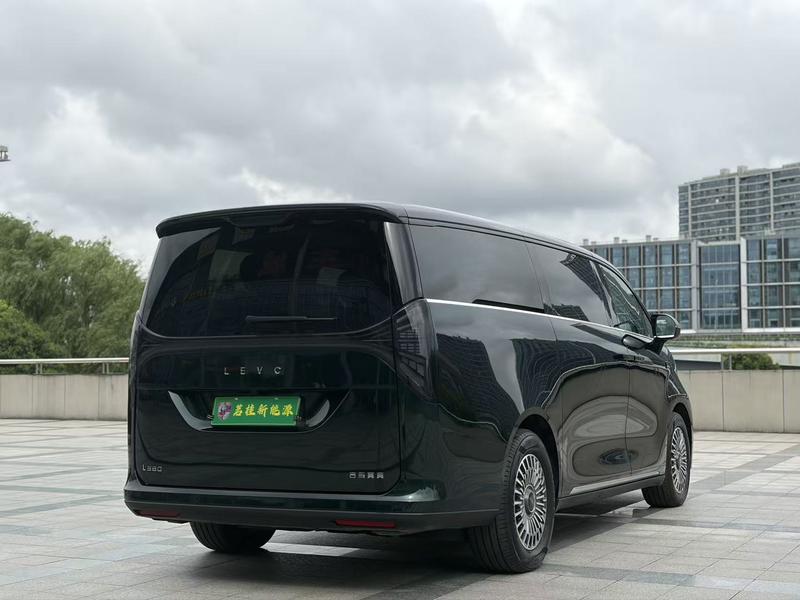 Geely Galaxy L380, 2024 — фото 7 из 12