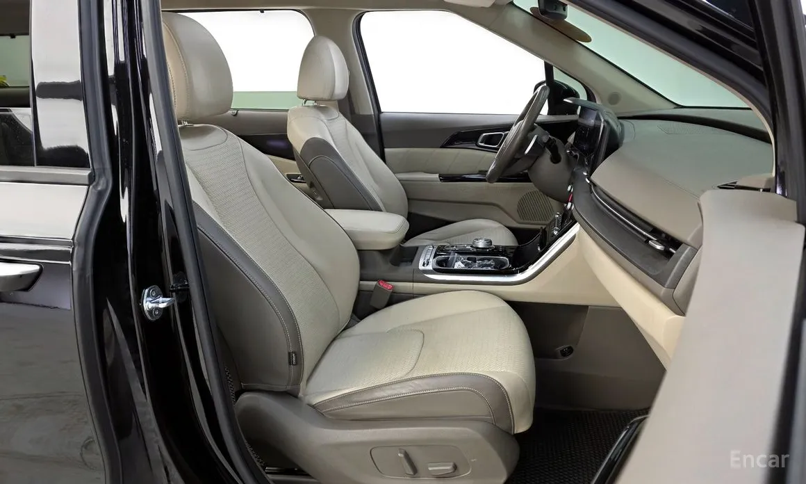 Kia Carnival, 2021 — фото 11 из 12