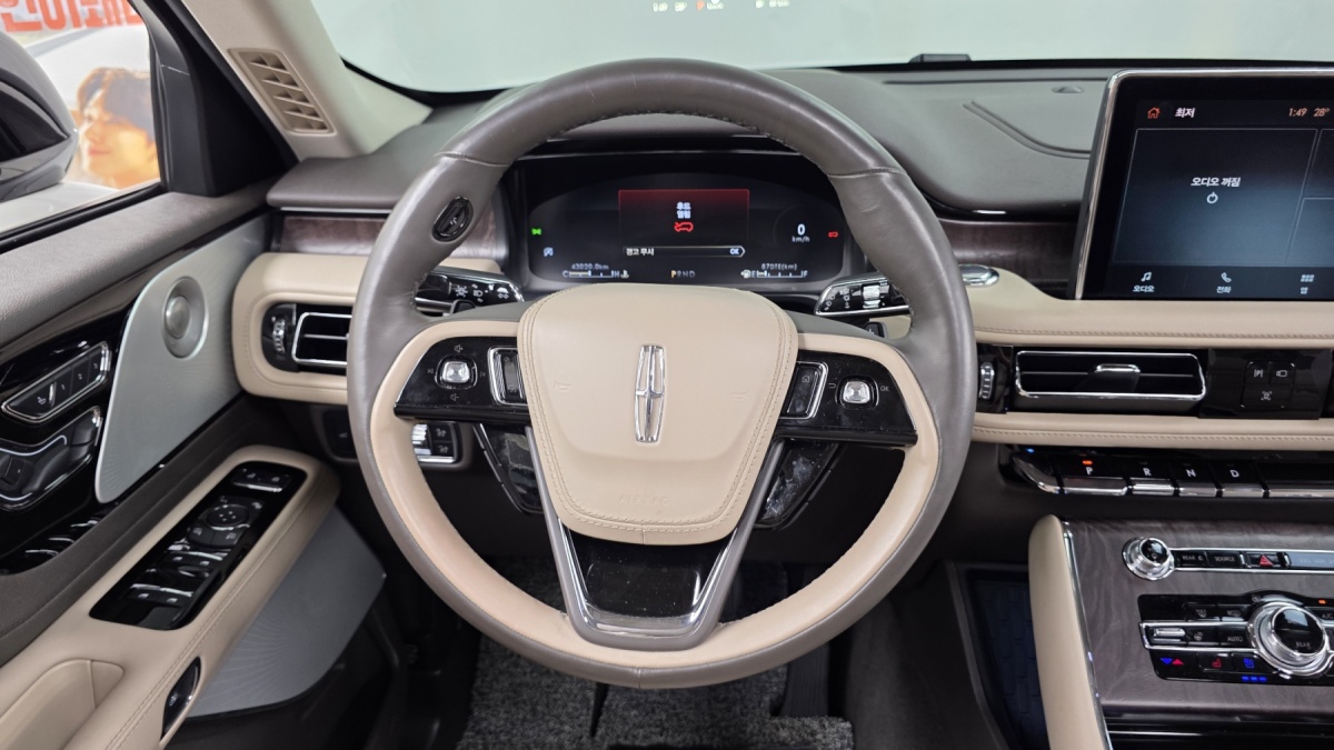 Lincoln Aviator, 2023 — фото 7 из 12