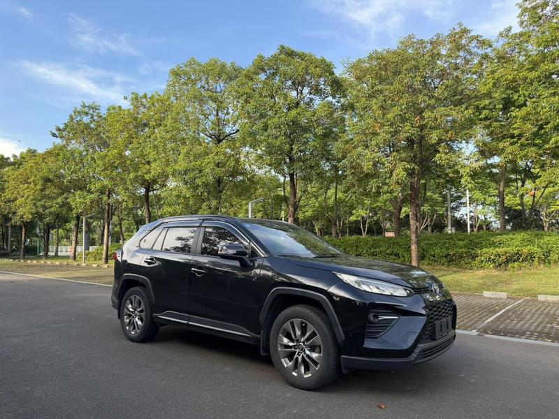 Toyota Wildlander, 2023 — фото 3 из 10