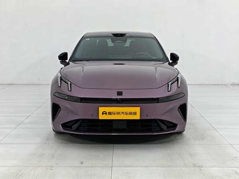 Lynk & Co 07 EM-P Hybrid, 2025 — фото 2 из 12