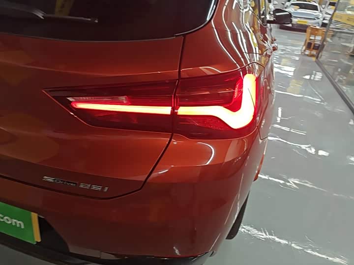 BMW X2, 2022 — фото 8 из 9