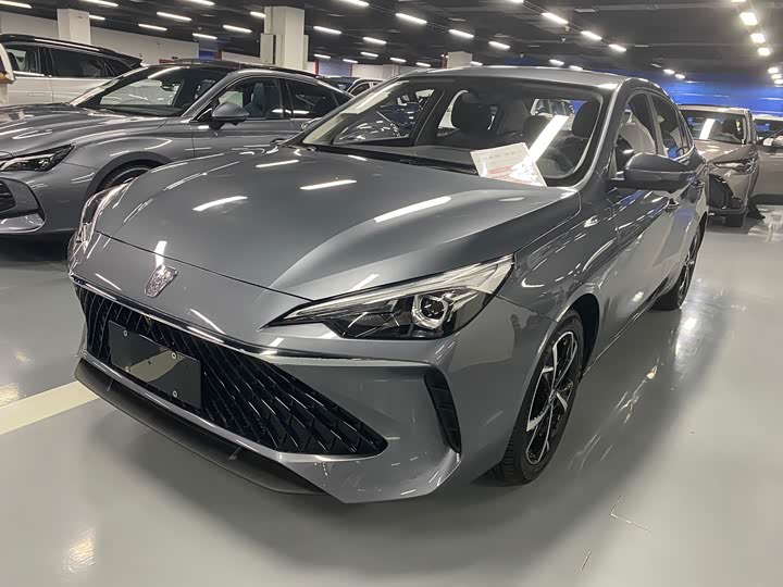 Roewe i5, 2022 — купить в Кирове под ключ