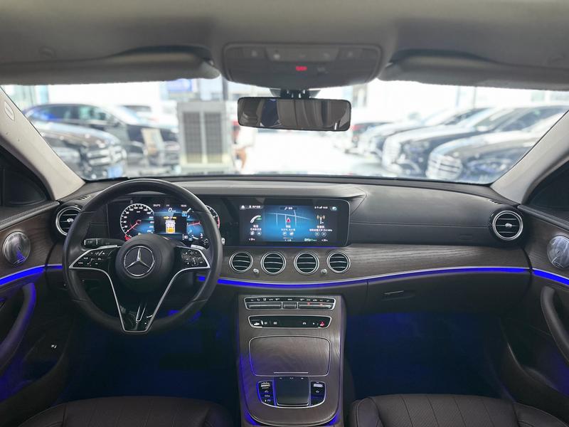 Mercedes-Benz E-Class, 2022 — фото 7 из 12