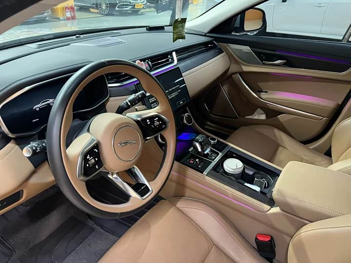 Jaguar XF L, 2024 — фото 5 из 5