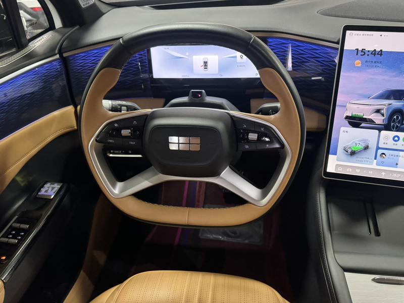 Geely Galaxy L7, 2023 — фото 11 из 12