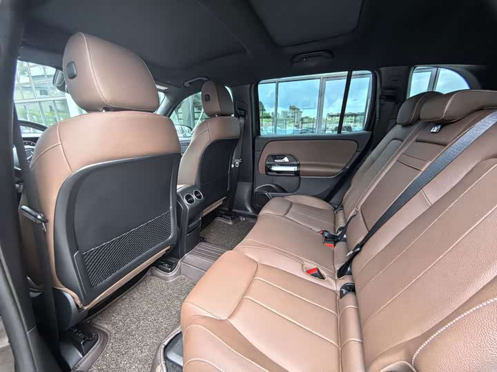 Mercedes-Benz GLB-Class, 2024 — фото 8 из 9