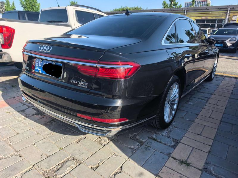 Audi A8, 2022 — фото 4 из 12