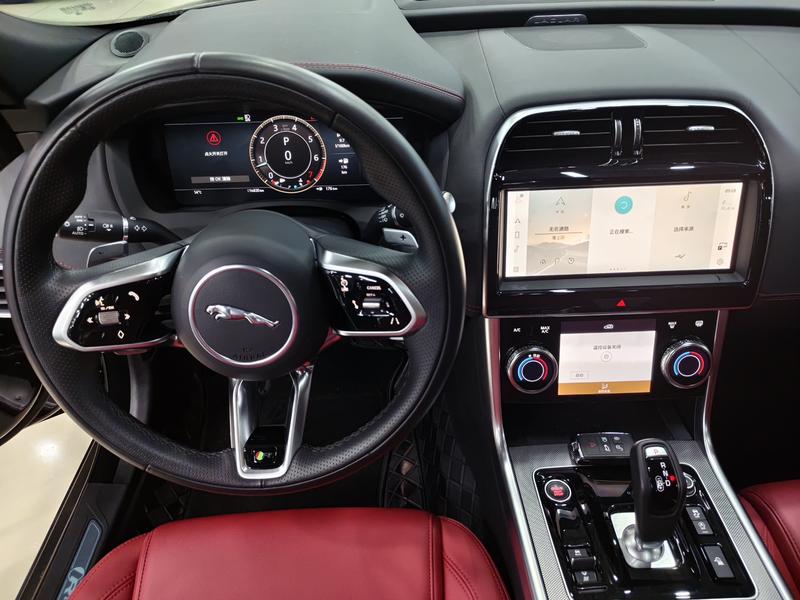 Jaguar XE L, 2024 — фото 6 из 9
