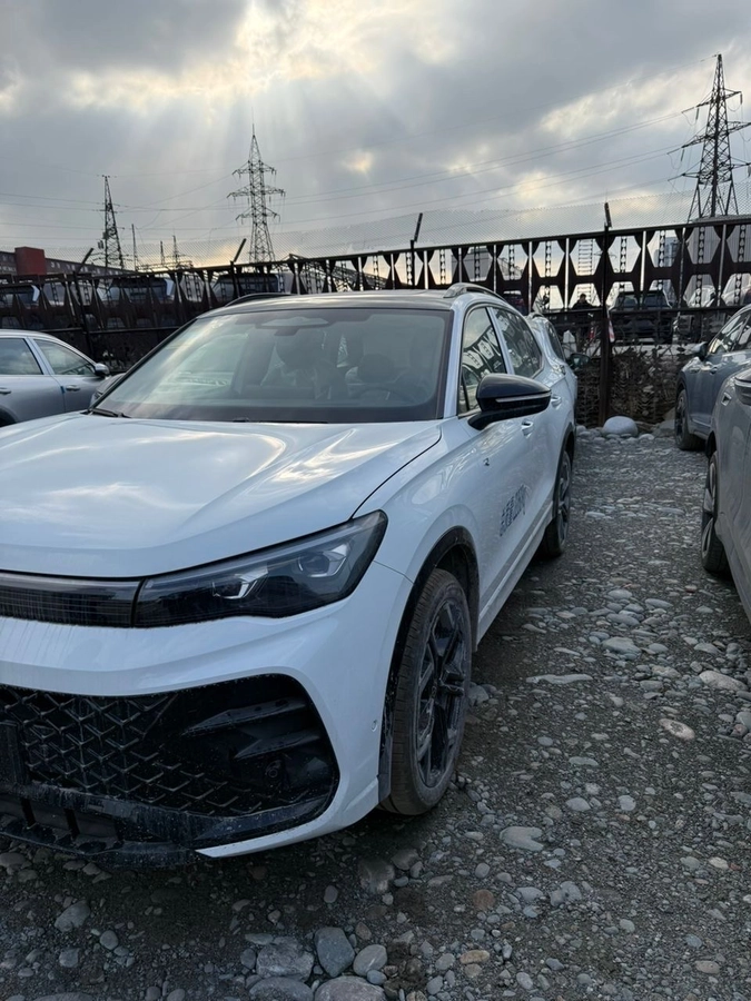 Volkswagen Tiguan, 2026