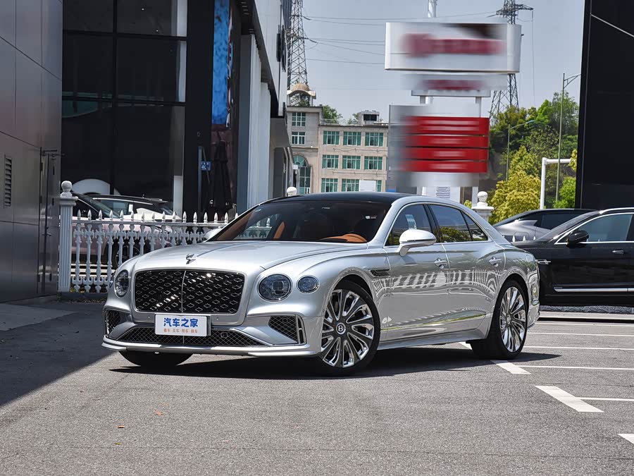 Bentley Flying Spur Hybrid, 2026 — купить в Калуге под ключ