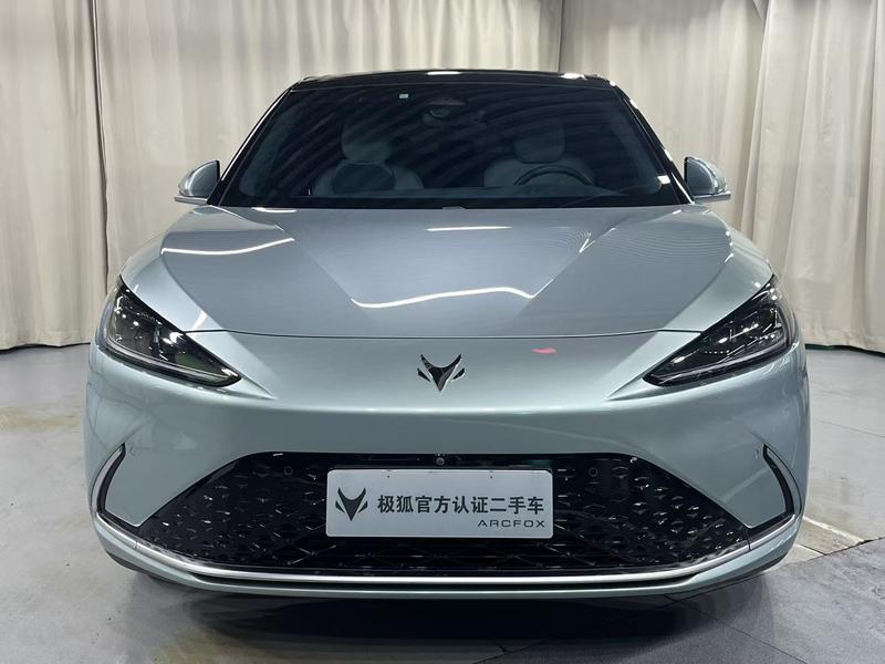 BAIC Arcfox Alpha S, 2022 — фото 2 из 12