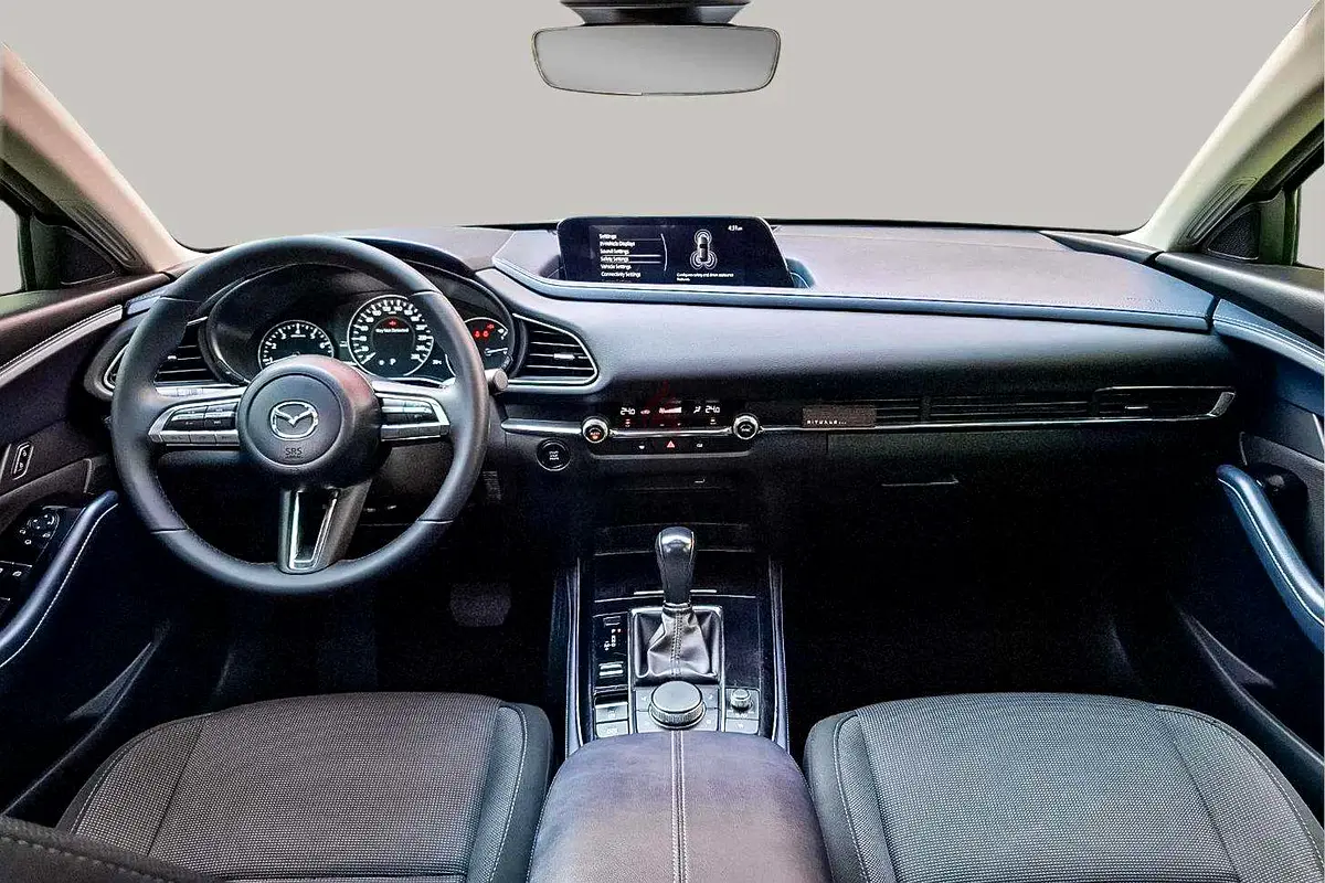Mazda CX-30, 2022 — фото 9 из 10