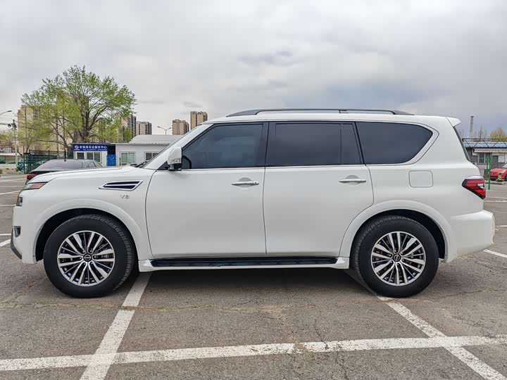 Nissan Armada, 2023 — фото 5 из 12