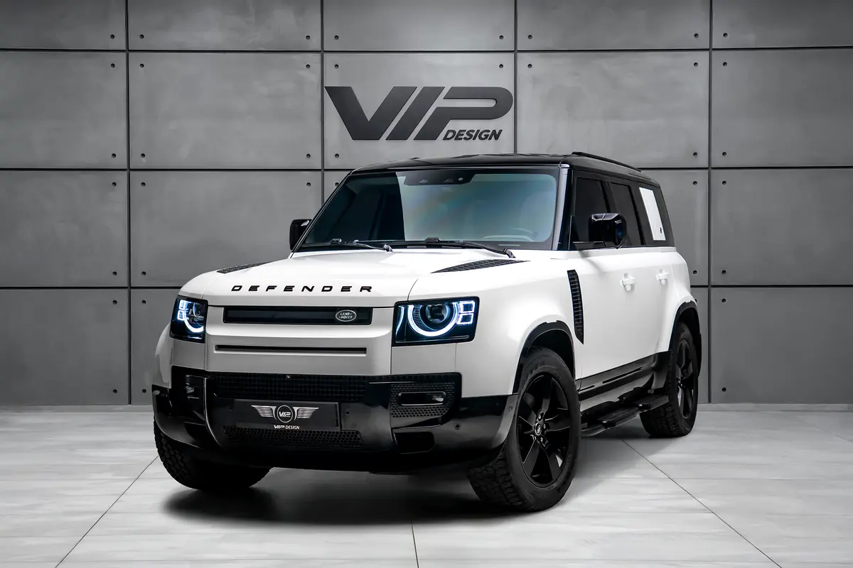 Land Rover Defender, 2024