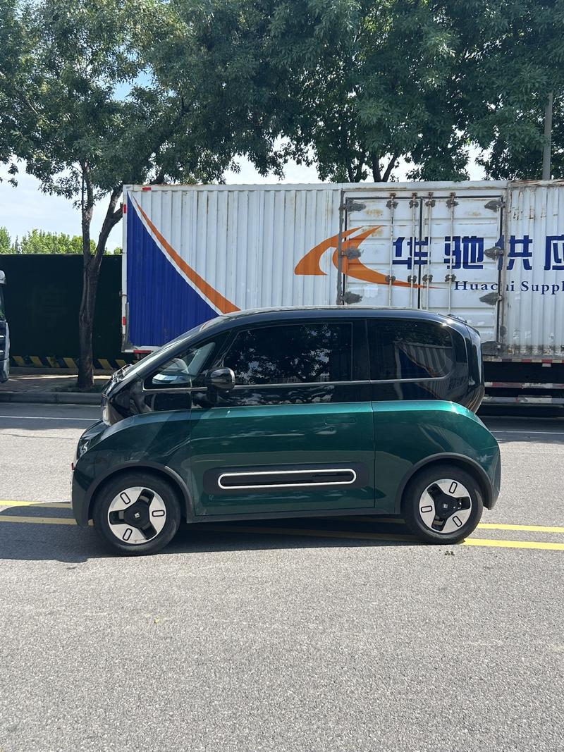 Baojun KiWi EV, 2022 — фото 3 из 9