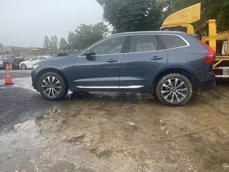 Volvo XC60, 2024 — фото 3 из 11