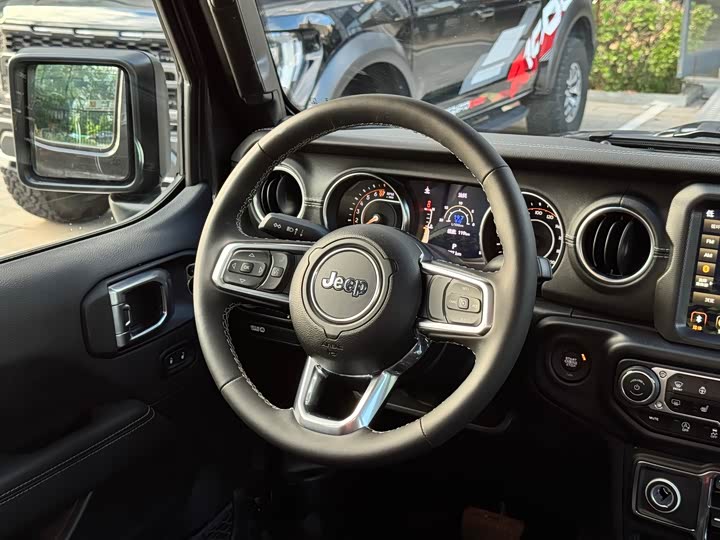 Jeep Gladiator, 2024 — фото 7 из 9