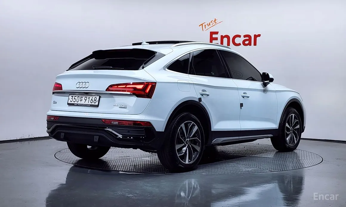 Audi Q5, 2022 — фото 2 из 12