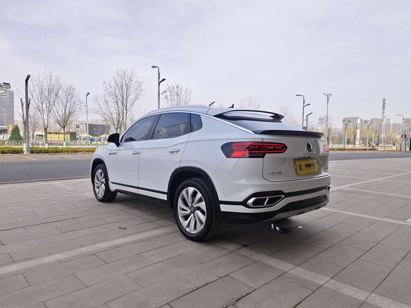 Volkswagen Tayron X, 2022 — фото 4 из 12