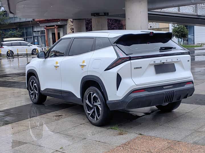 Geely Atlas, 2024 — фото 6 из 9