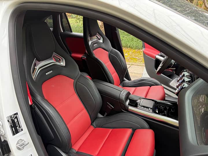 Mercedes-Benz GLA-Class AMG, 2023 — фото 9 из 9