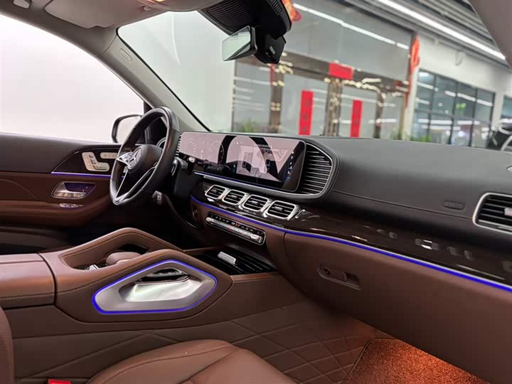 Mercedes-Benz GLE-Class, 2024 — фото 8 из 9