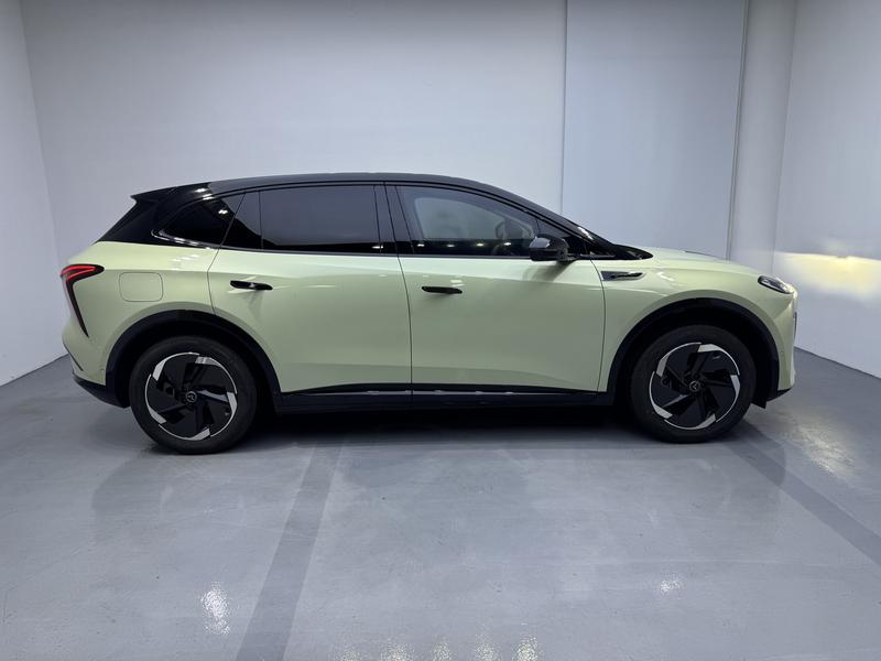 Hongqi EHS5 (Tiangong 06), 2025 — фото 8 из 12