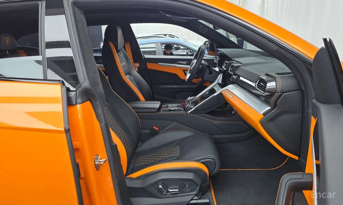 Lamborghini Urus, 2023 — фото 11 из 12