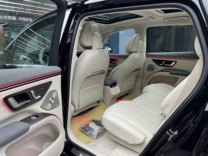 Mercedes-Benz EQS SUV, 2026 — фото 9 из 9