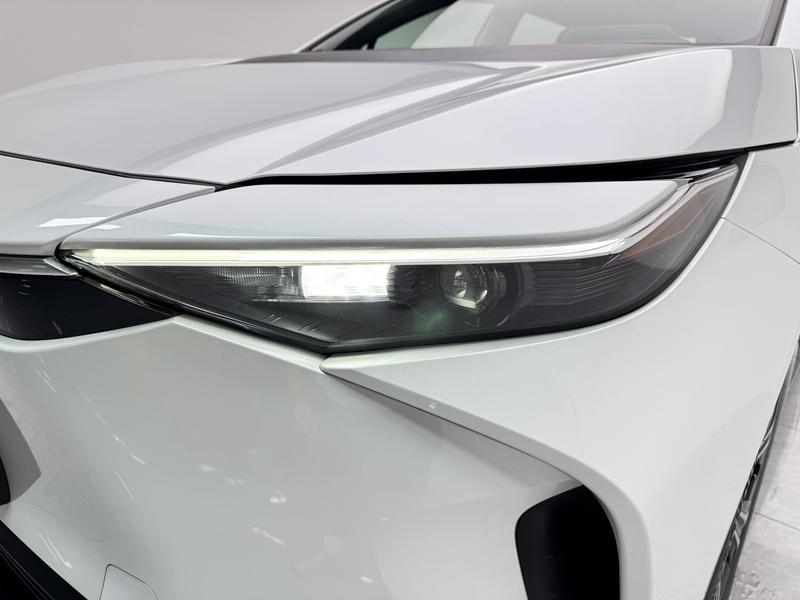 Toyota bZ4X Platinum, 2026 — фото 9 из 12