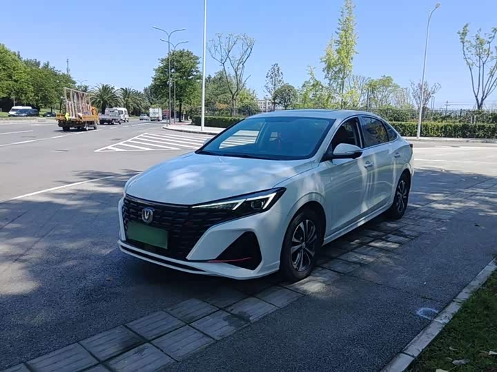 Changan Eado Plus, 2022 — фото 2 из 9