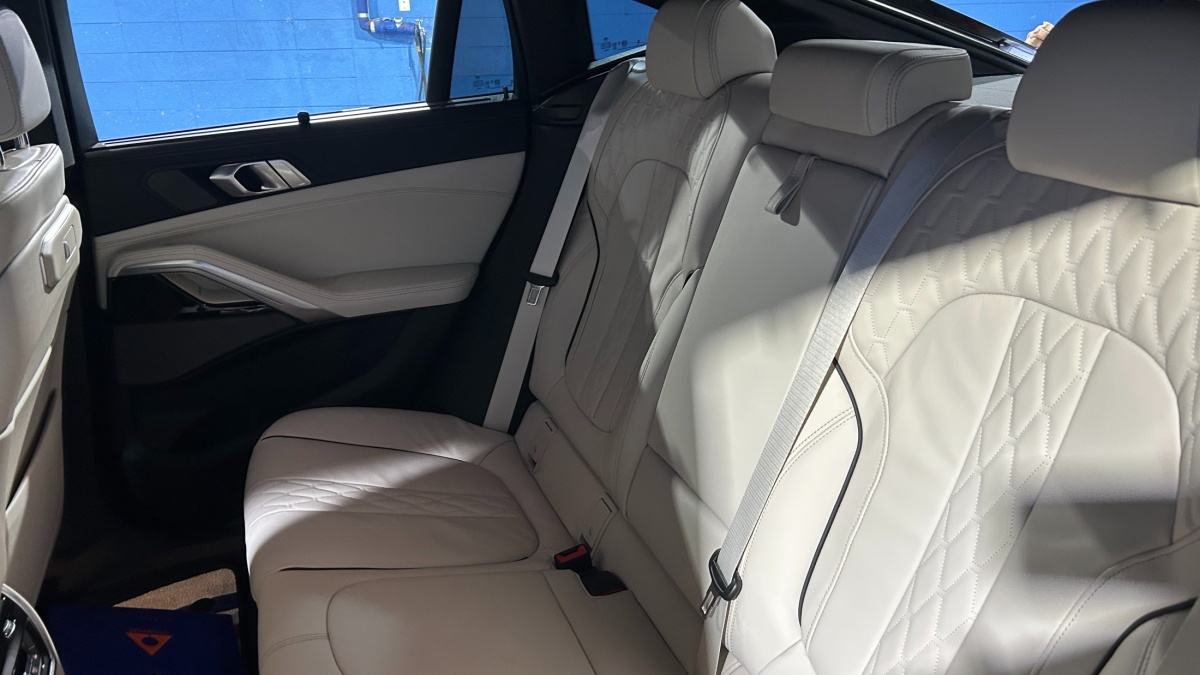 BMW X6, 2025 — фото 7 из 7
