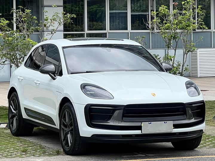 Porsche Macan, 2023 — фото 3 из 9