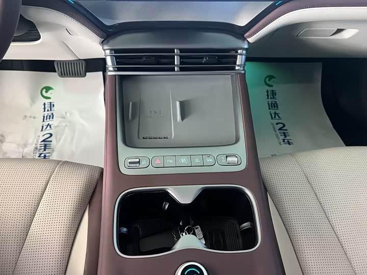BYD Seal 07 DM-i Hybrid, 2025 — фото 8 из 9