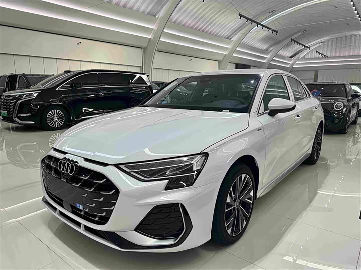 Audi A3, 2025 — купить в Саратове под ключ