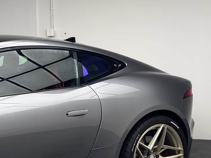 Jaguar F-Type, 2023 — фото 5 из 9