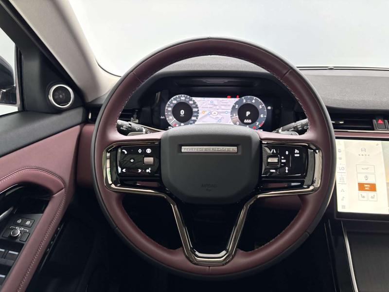 Land Rover Range Rover Evoque L, 2026 — фото 10 из 12