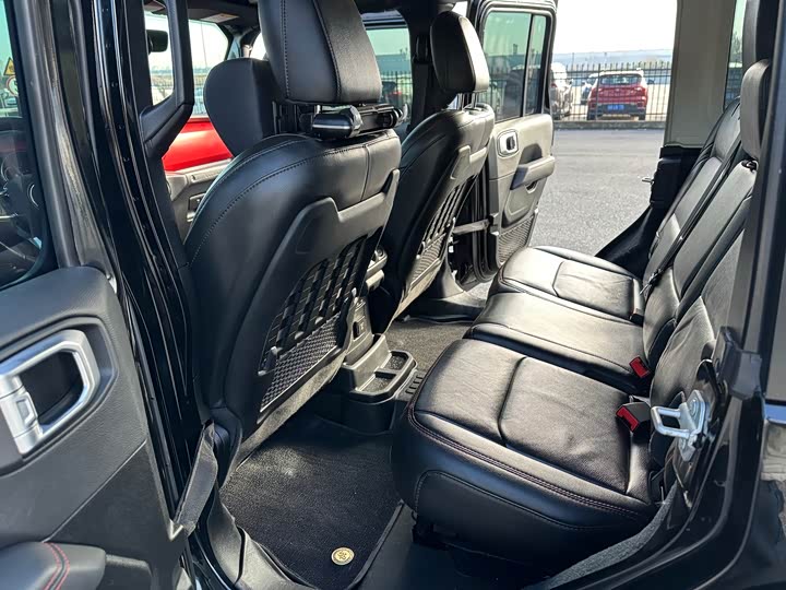 Jeep Wrangler, 2023 — фото 8 из 9