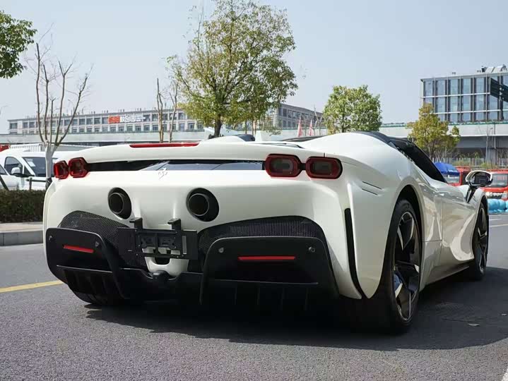 Ferrari SF90, 2025 — фото 3 из 5