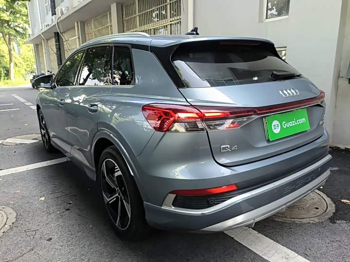 Audi Q4 e-tron, 2023 — фото 5 из 9