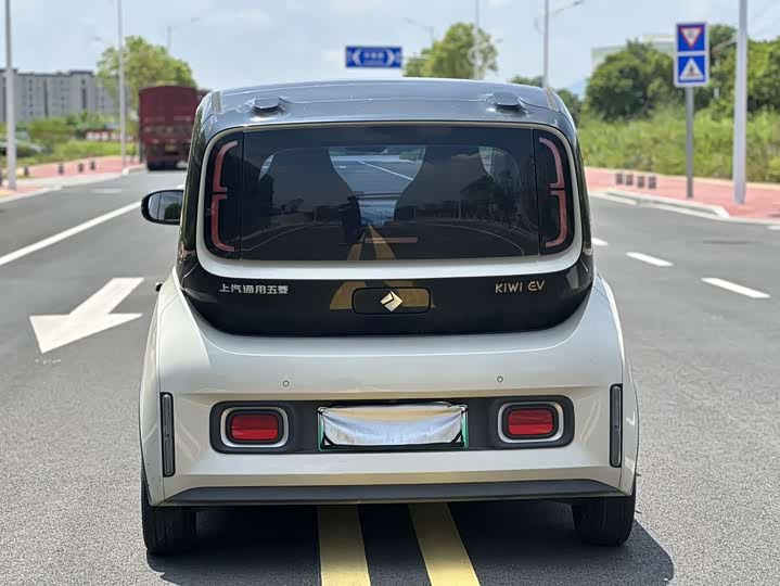Baojun KiWi EV, 2022 — фото 7 из 7