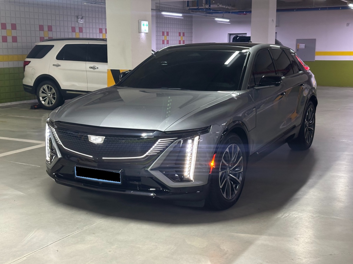 Cadillac Lyriq, 2024 — фото 3 из 12