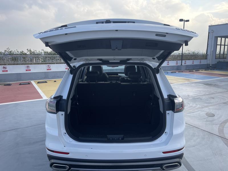Chery Tiggo 8 Plus, 2022 — фото 11 из 12